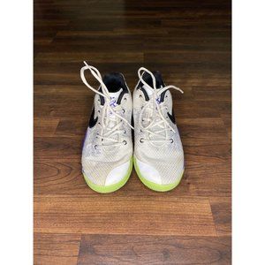 Nike Youth Boys Size 6Y Kyrie Flytrap II AQ3412-153 White